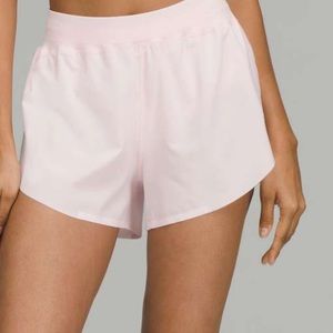 Lululemon Find your pace shorts strawberry Milkshake